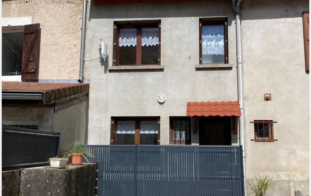  SARL PICOT IMMOBILIER -  La Petite Agence  : Maison / Villa | SAINT-JOSEPH-DE-RIVIERE (38134) | 59 m2 | 610 € 